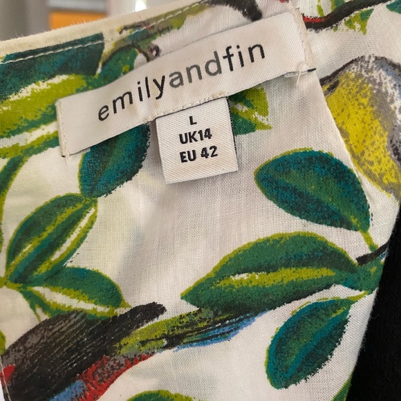 🦜 EMILY and FIN TROPICAL BIRD DRESS - Picture 10 of 10